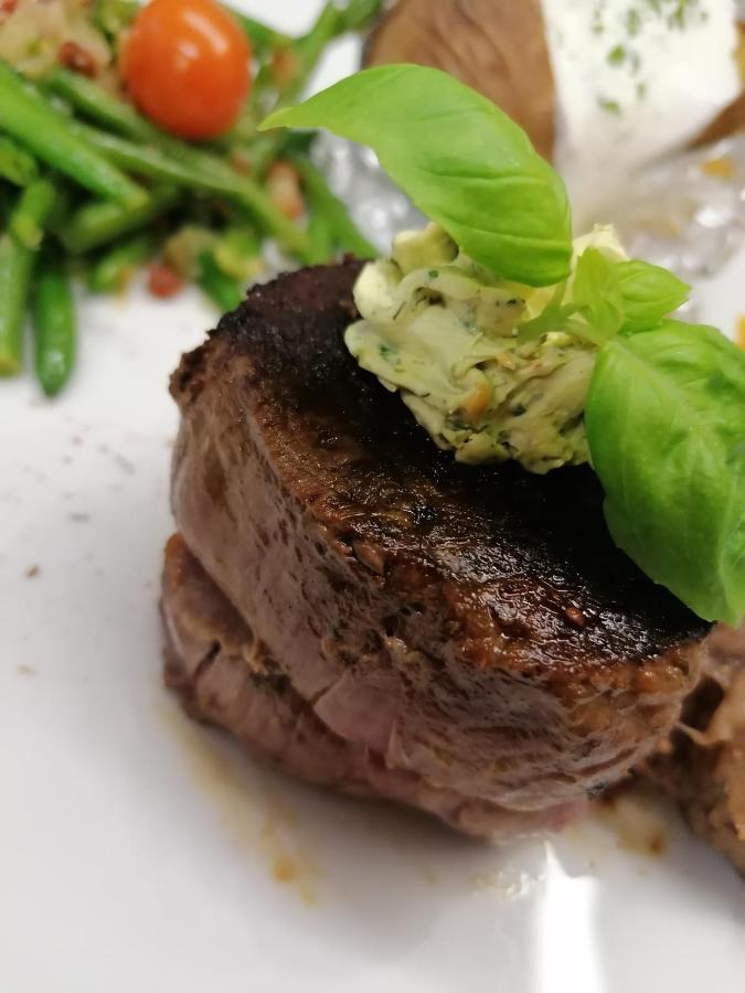 Steakhouse Fieg Hotel Fuschl am See Exterior foto